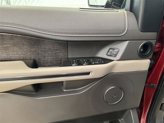 Used 2019 Ford Expedition Limited w/ Equipment Group 302A image 24