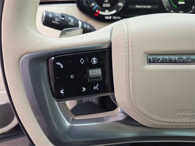 Used 2024 Land Rover Range Rover Autobiography image 17