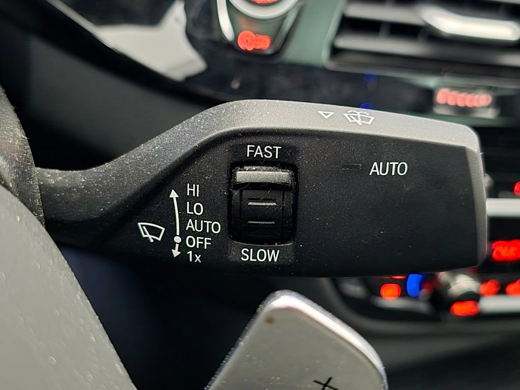 Used 2023 BMW M550i xDrive w/ Executive Package AWD/4WD image 37