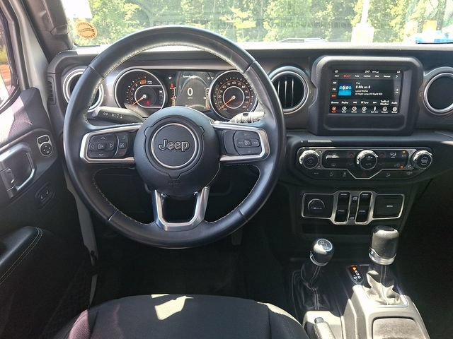 Used 2018 Jeep Wrangler Unlimited Sahara AWD/4WD image 11