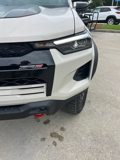 New 2026 Chevrolet Colorado ZR2 w/ Technology Package AWD/4WD image 14