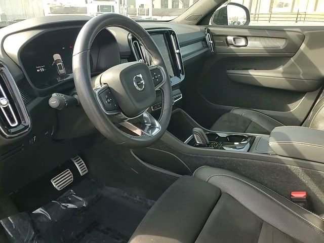 Used 2021 Volvo XC40 P8 Recharge w/ Advanced Package image 11