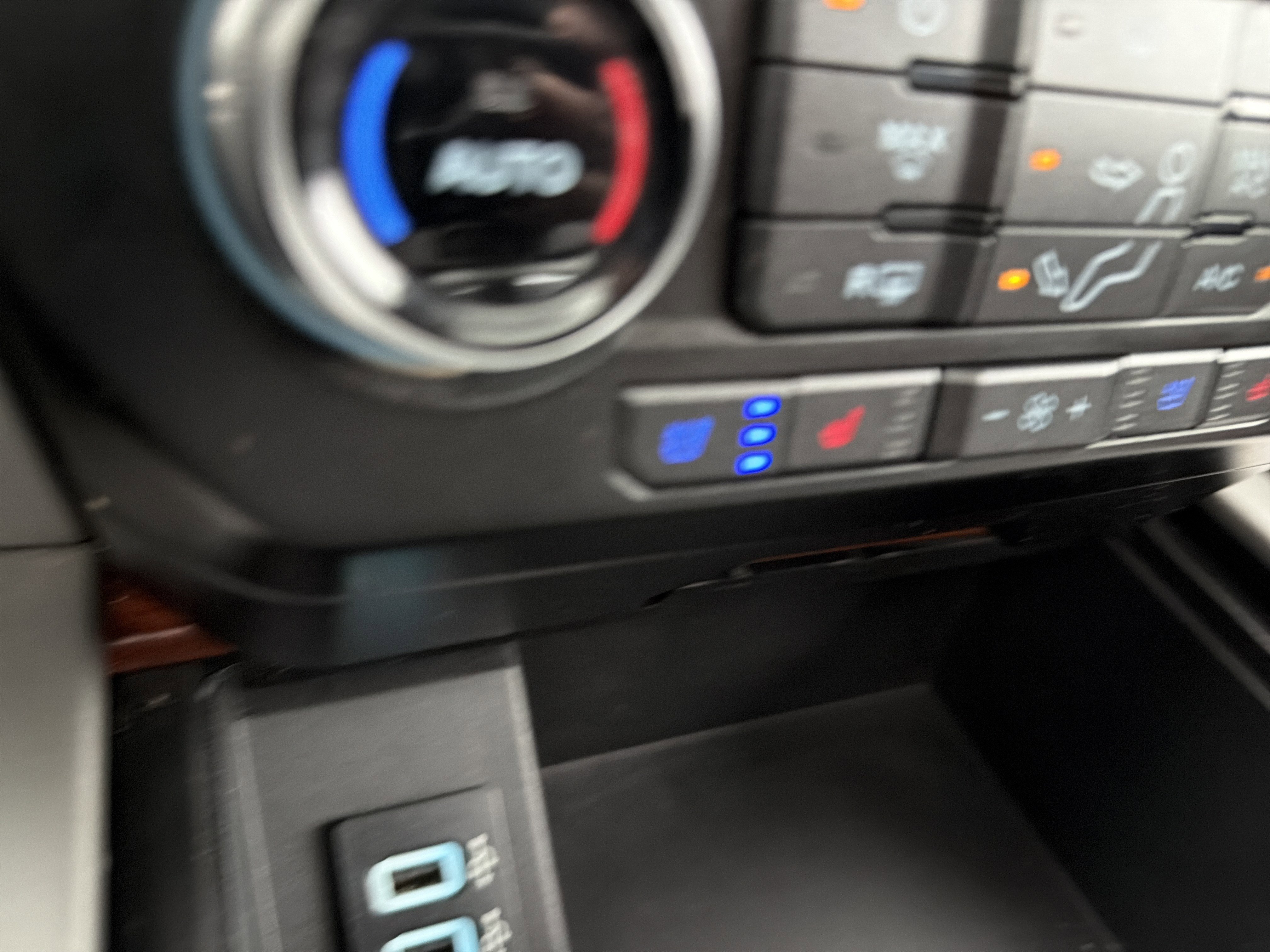 Used 2017 Ford F250 King Ranch w/ King Ranch Ultimate Package image 31