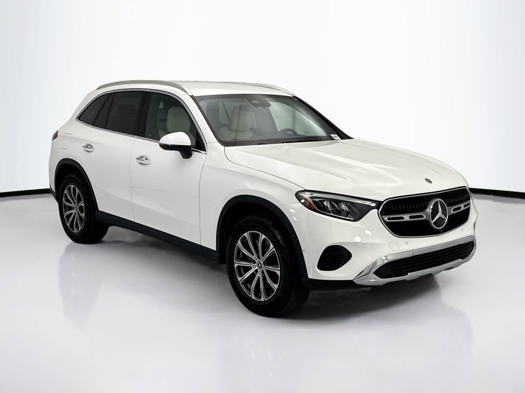 Certified 2026 Mercedes-Benz GLC 300 4MATIC image 3