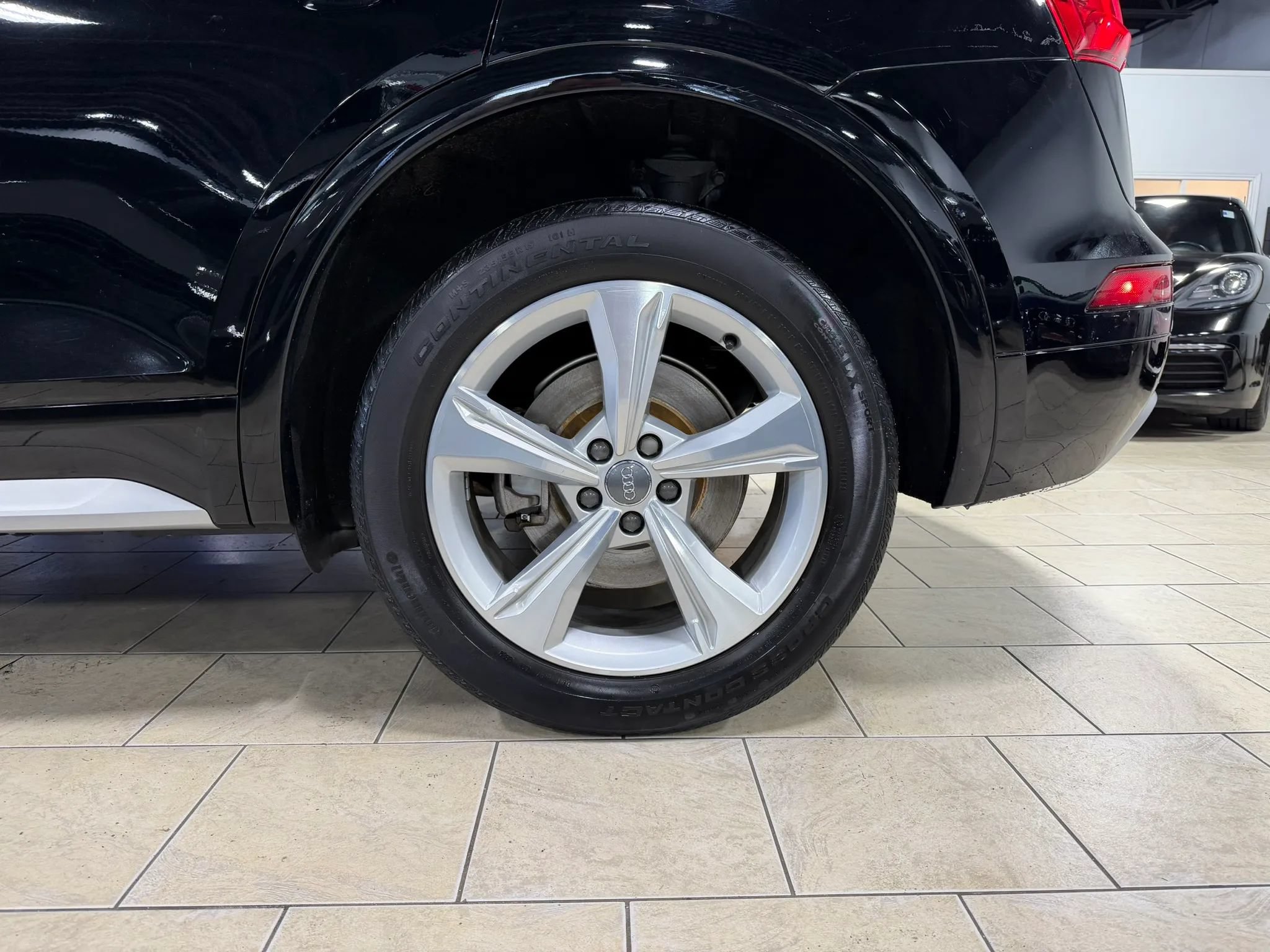 Used 2020 Audi Q5 2.0T Premium Plus AWD/4WD image 40