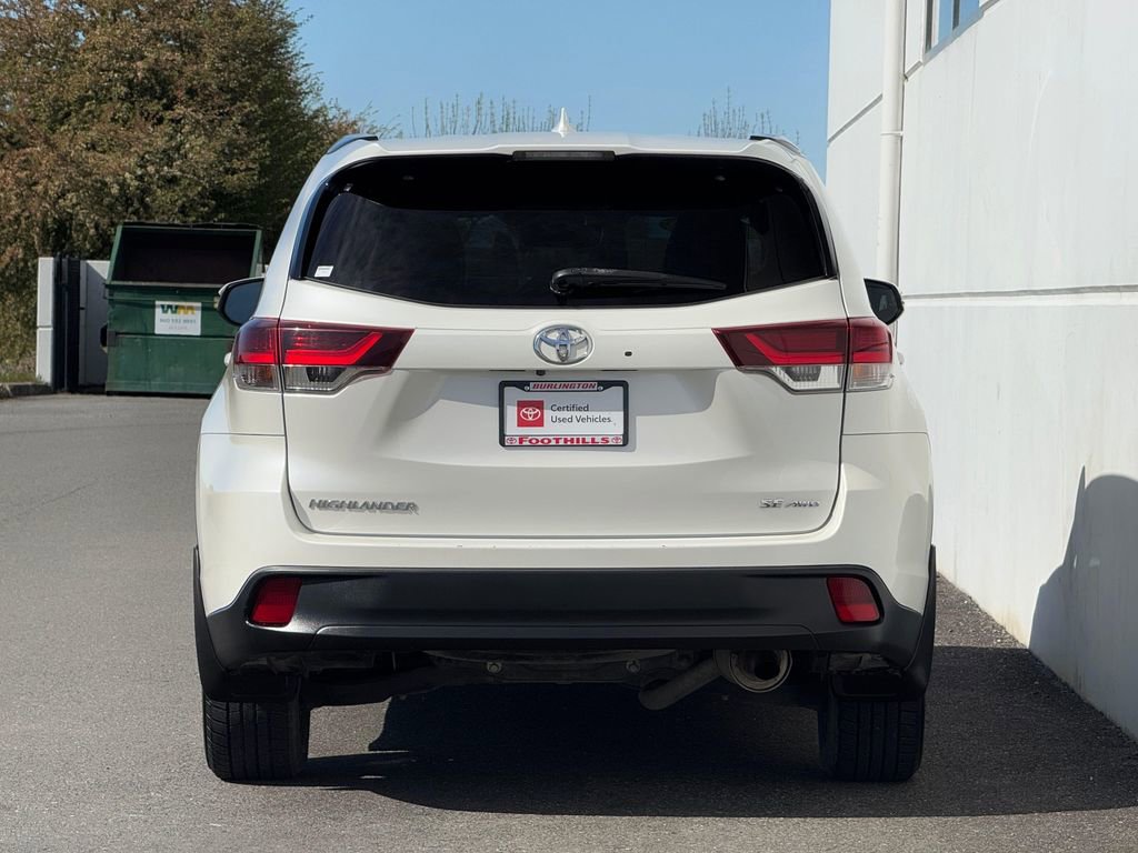 Certified 2019 Toyota Highlander SE AWD/4WD image 20
