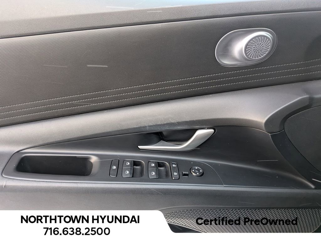 Certified 2023 Hyundai Elantra SE image 27