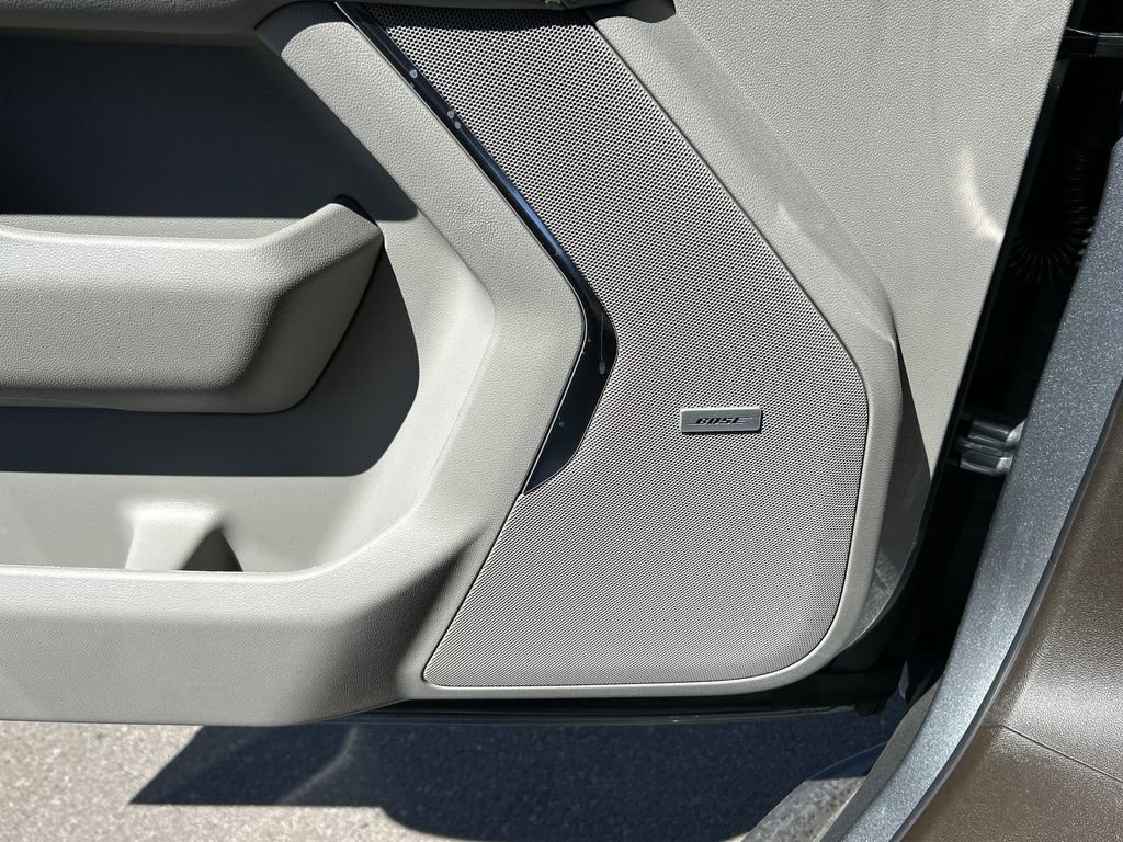 New 2026 GMC Yukon XL Elevation image 24