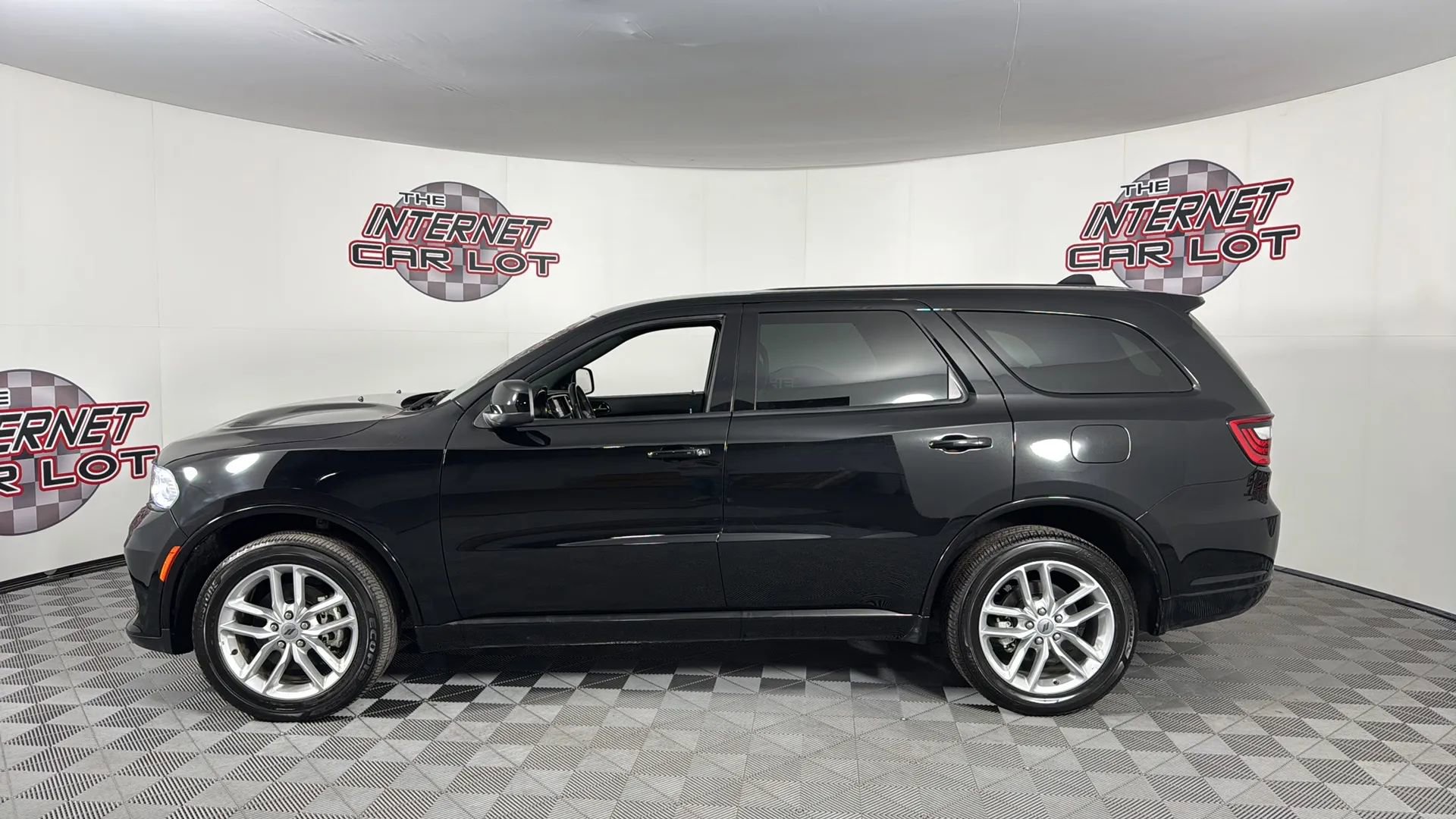 Used 2022 Dodge Durango GT image 4