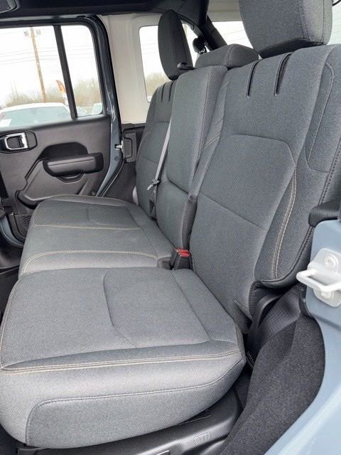 Used 2025 Jeep Wrangler Willys 4xe image 8