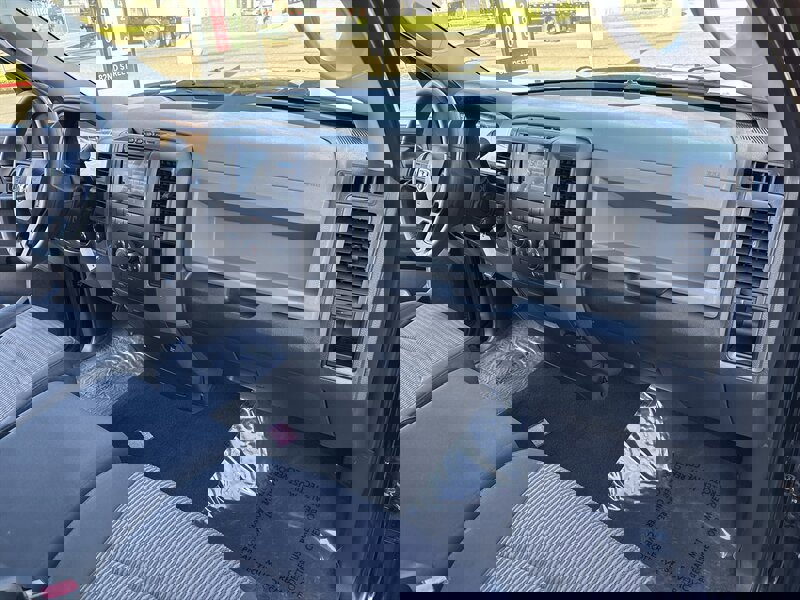 Used 2012 RAM 1500 Express image 32