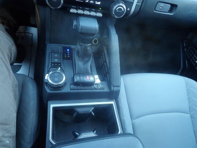 Used 2024 Toyota Tacoma SR5 AWD/4WD image 23