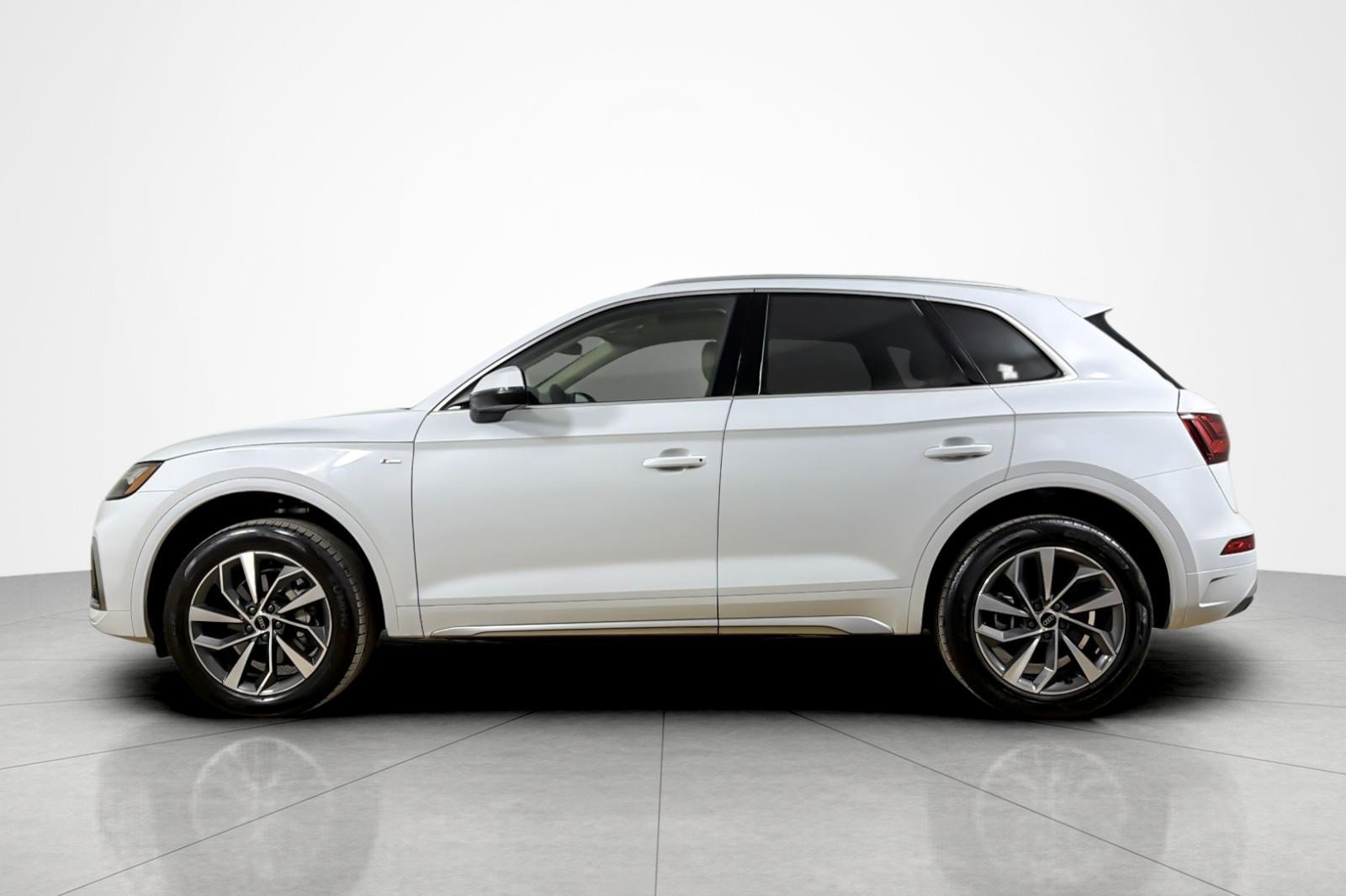 Used 2024 Audi Q5 2.0T Premium AWD/4WD video 2