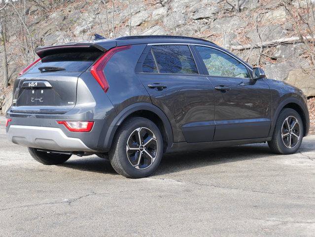 Used 2023 Kia Niro EX image 7