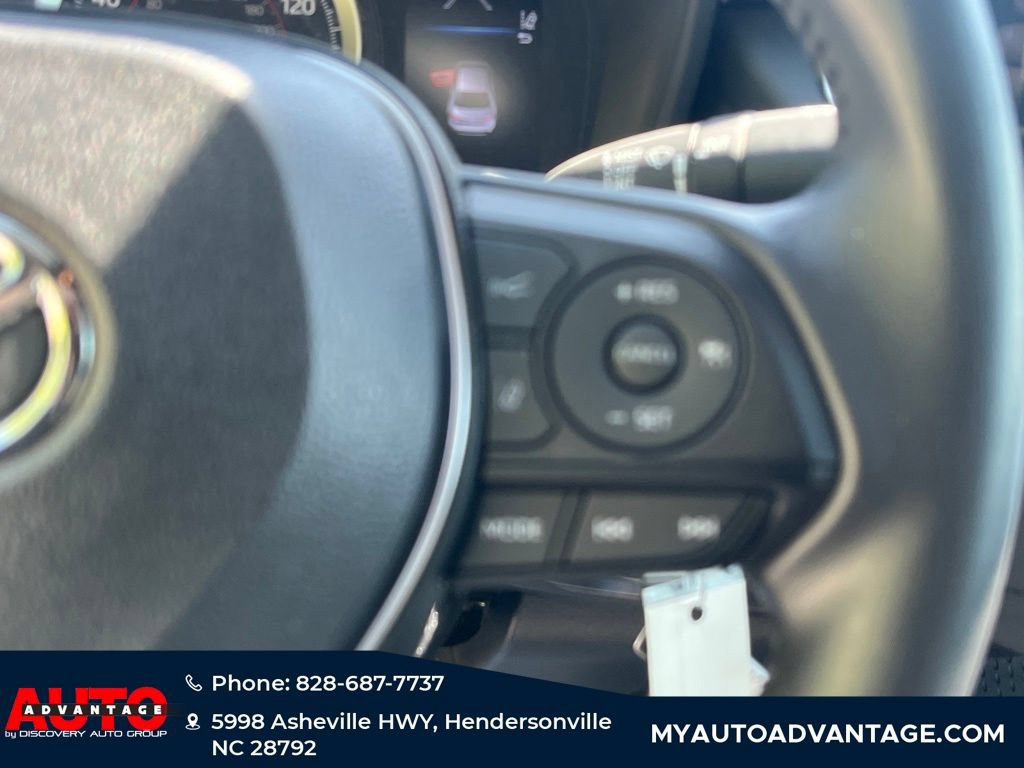 Used 2021 Toyota Corolla SE FWD image 19