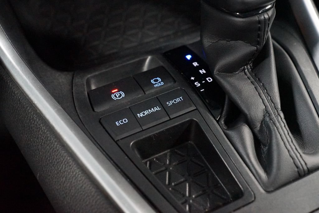 Used 2021 Toyota RAV4 XLE Premium FWD image 21