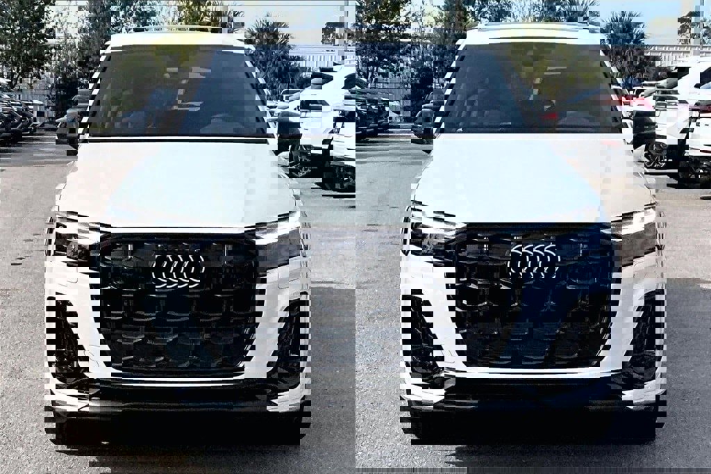 New 2026 Audi SQ7 Premium Plus image 10