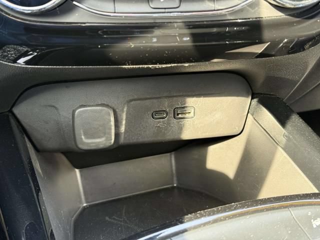 Used 2025 Chevrolet Trax LT FWD image 26