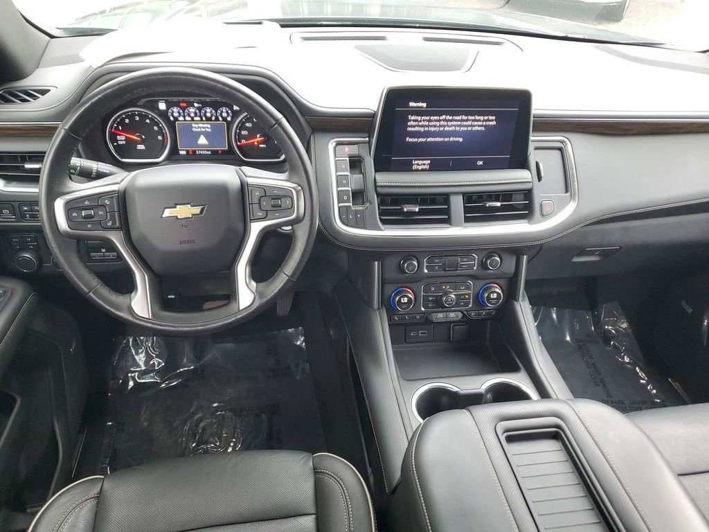 Used 2021 Chevrolet Tahoe Premier w/ Premium Package image 17