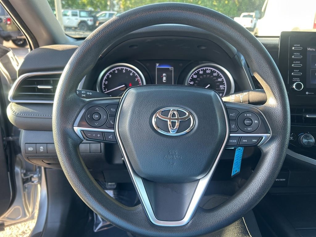 Used 2024 Toyota Camry LE FWD image 17
