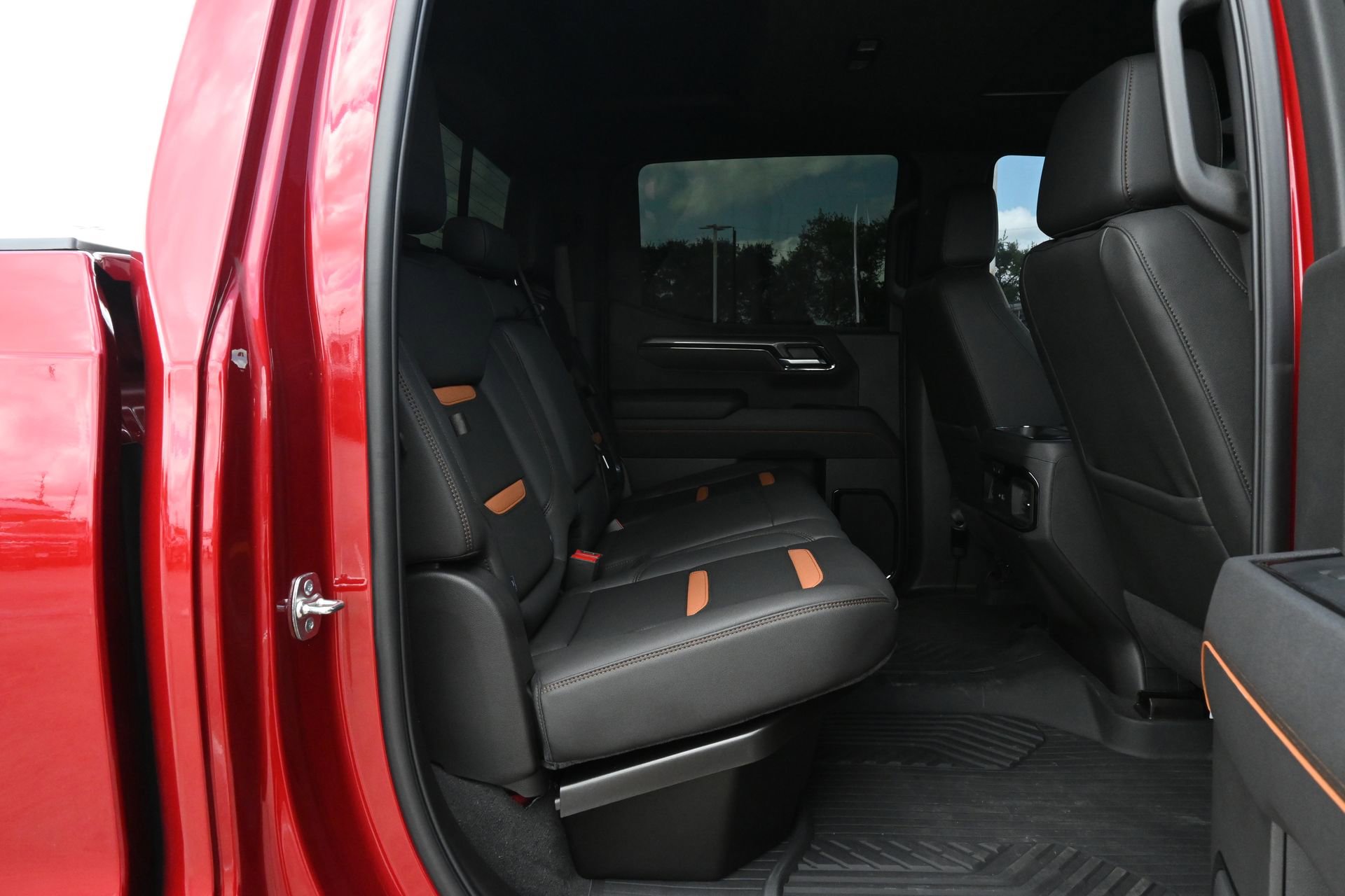 Used 2026 GMC Sierra 1500 AT4 w/ AT4 Premium Package AWD/4WD image 24