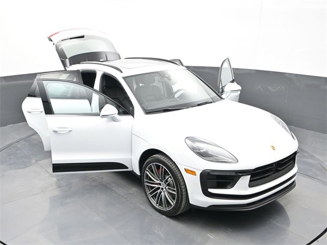 New 2026 Porsche Macan S image 31