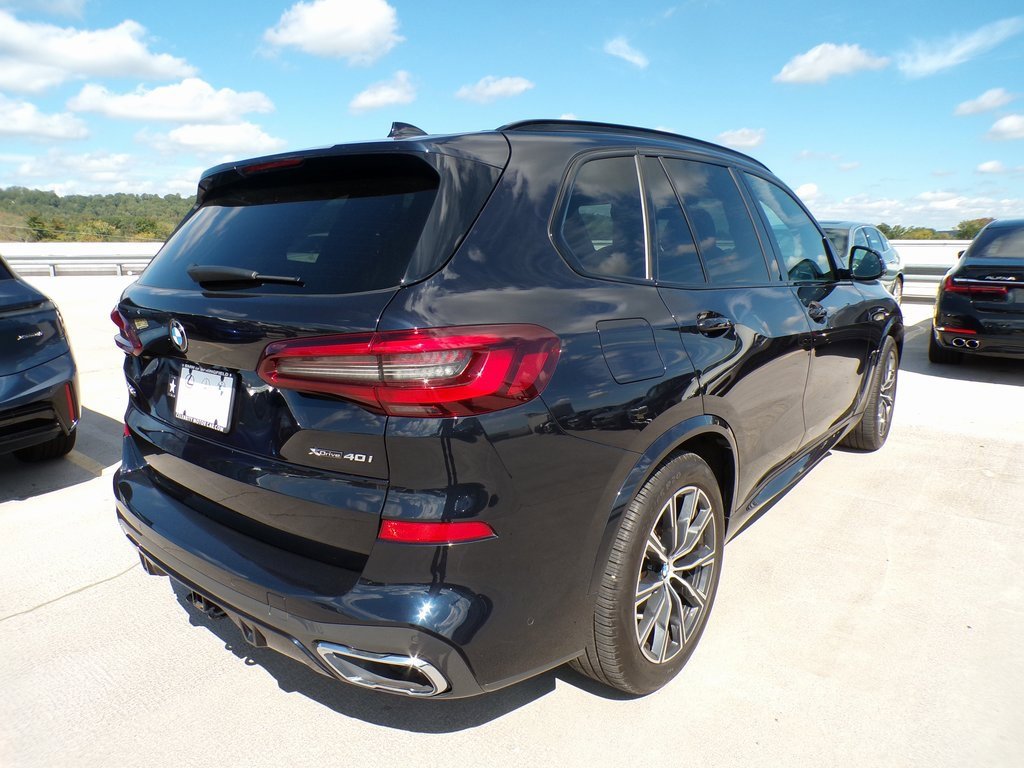 Used 2021 BMW X5 xDrive40i w/ M Sport Package image 6