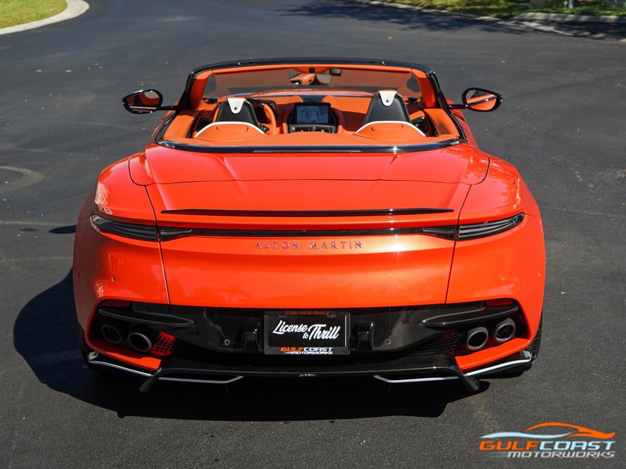 Used 2023 Aston Martin DBS Superleggera Volante RWD image 56
