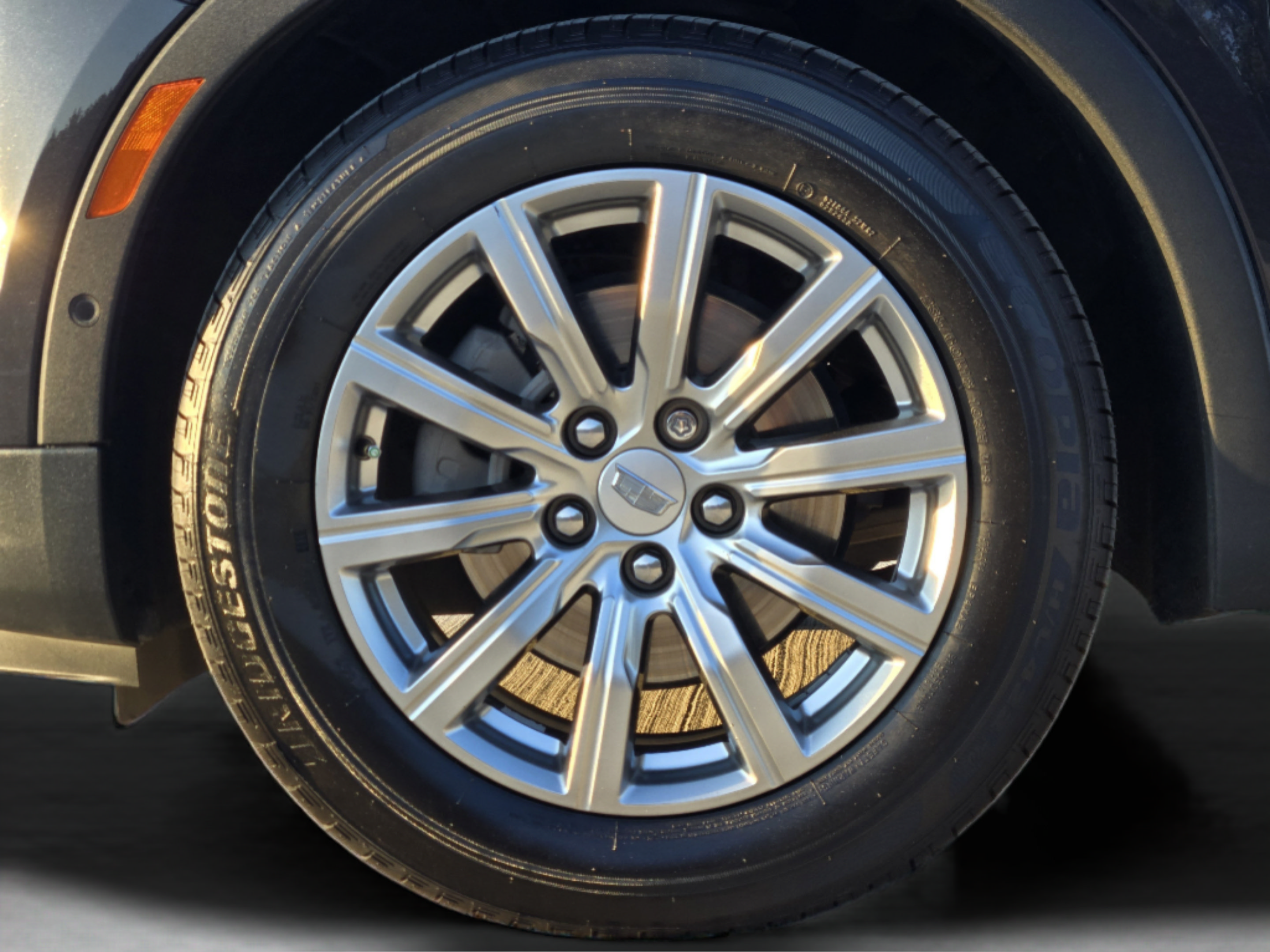Used 2022 Cadillac XT4 Premium Luxury w/ Enhanced Visibility Package FWD image 35