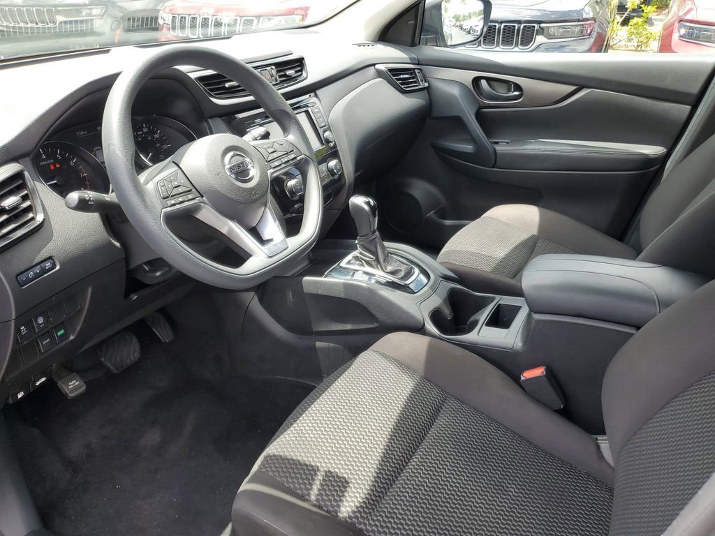 Used 2022 Nissan Rogue Sport S image 13