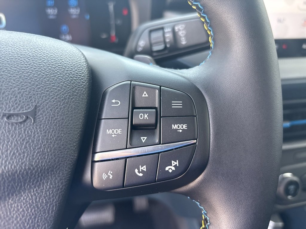 New 2025 Ford Maverick Lobo image 15