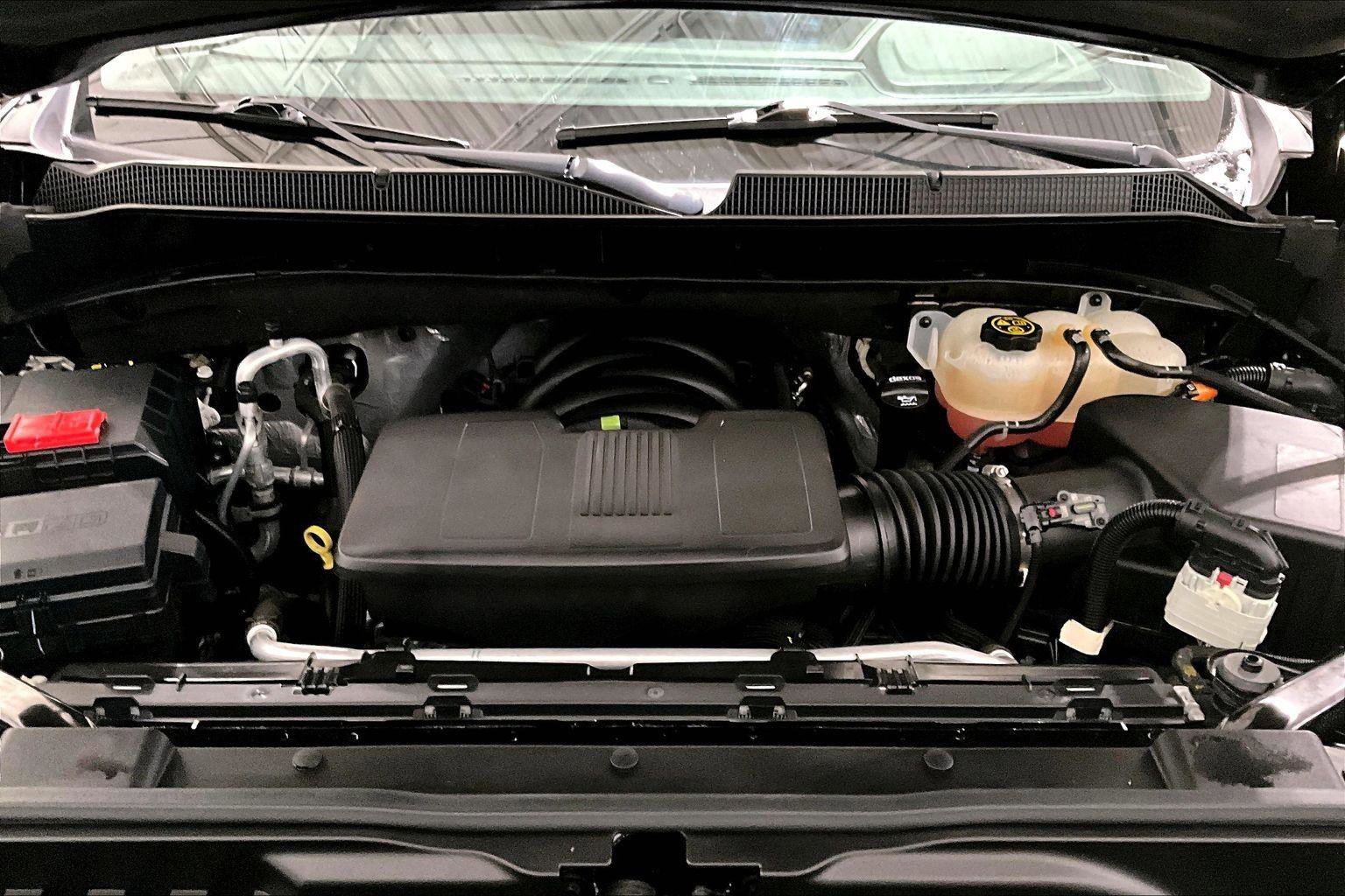 Used 2022 Chevrolet Silverado 1500 LT w/ Protection Package image 12