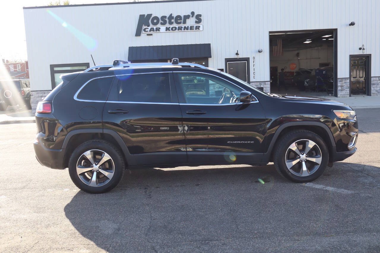Used 2019 Jeep Cherokee Limited AWD/4WD image 6
