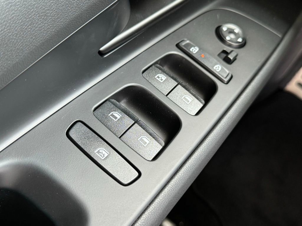 New 2025 Hyundai Elantra N image 25