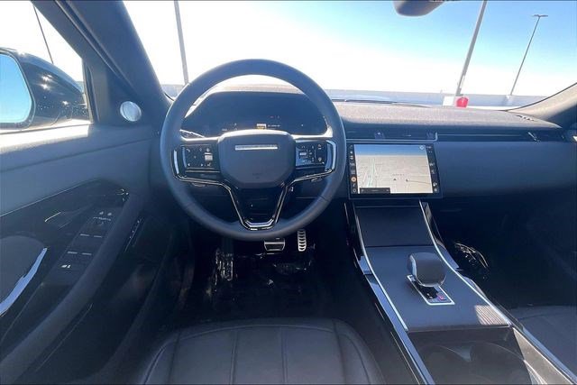 New 2025 Land Rover Range Rover Evoque Dynamic SE AWD/4WD image 5