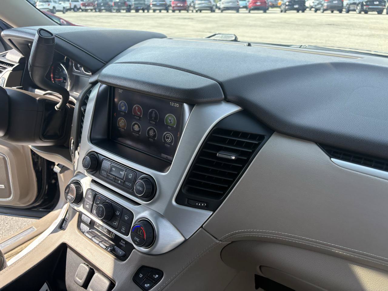 Used 2015 GMC Yukon SLT w/ Open Road Package AWD/4WD image 43
