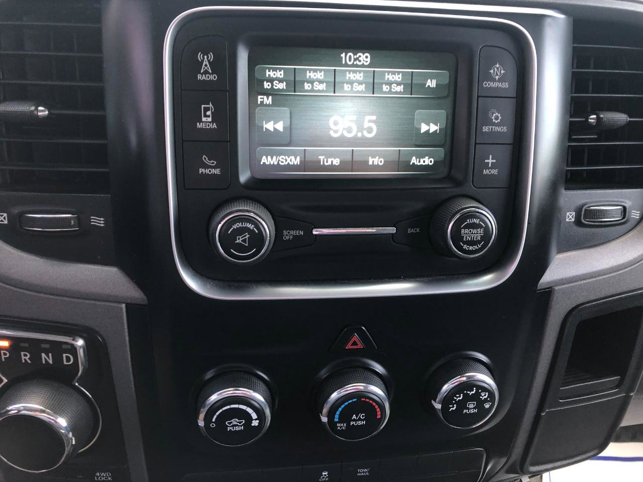 Used 2017 RAM 1500 Express w/ Express Value Package AWD/4WD image 24