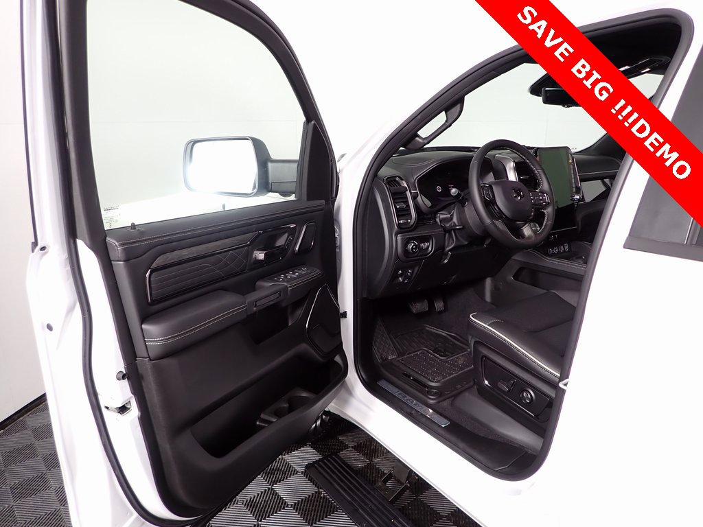 New 2025 RAM 1500 Limited image 19