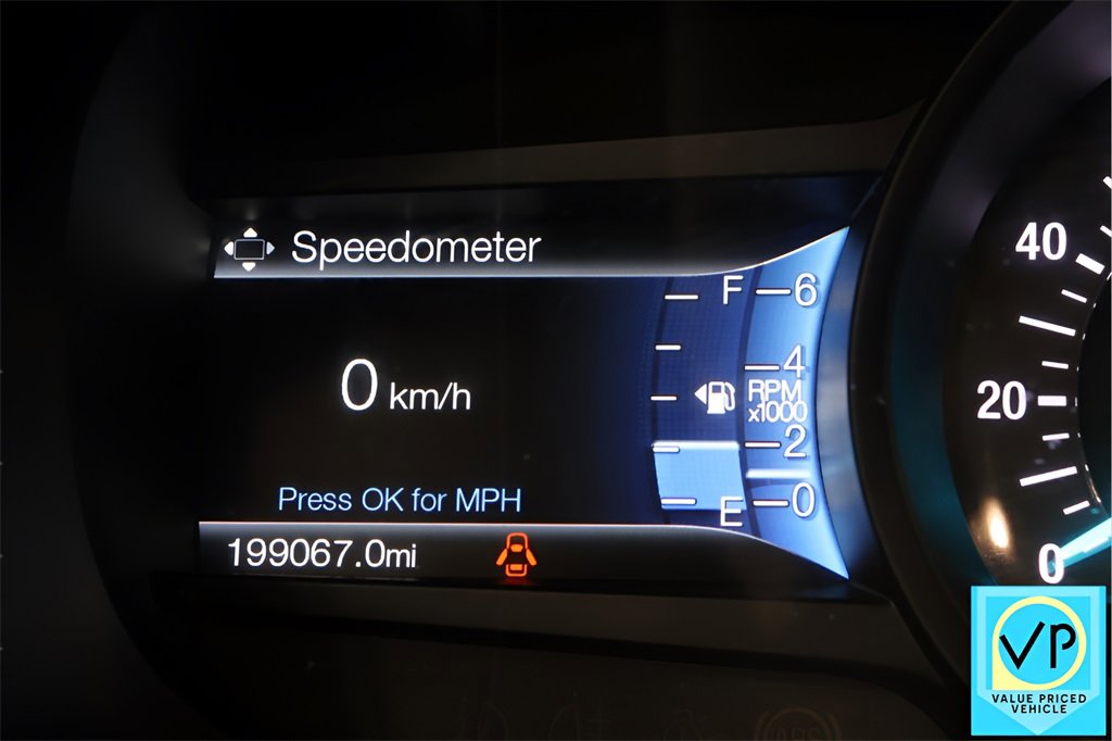 Used 2018 Ford Edge Titanium w/ Equipment Group 301A image 16