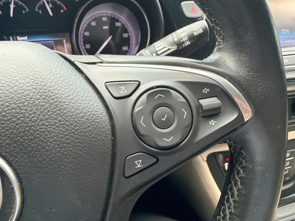 Certified 2020 Buick Envision Preferred FWD image 28