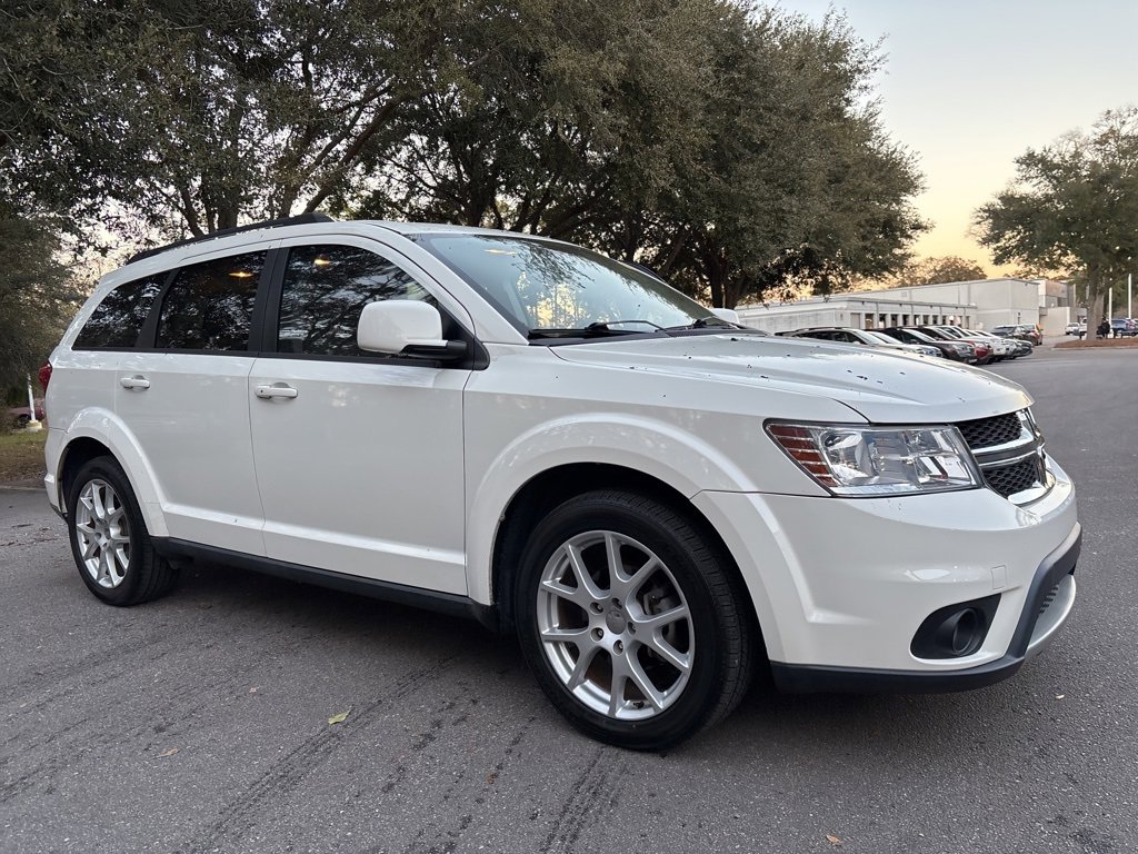 Used 2012 Dodge Journey SXT w/ Flexible Seating Group