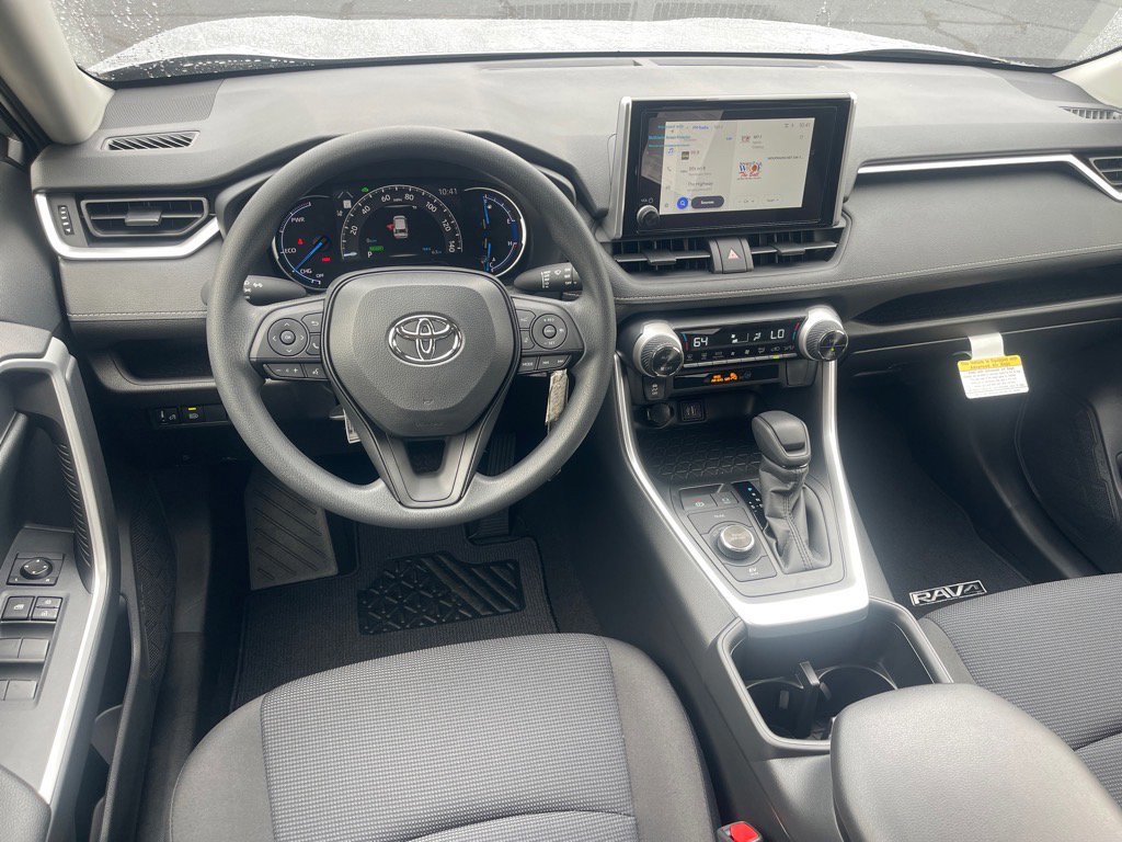 New 2025 Toyota RAV4 LE image 4