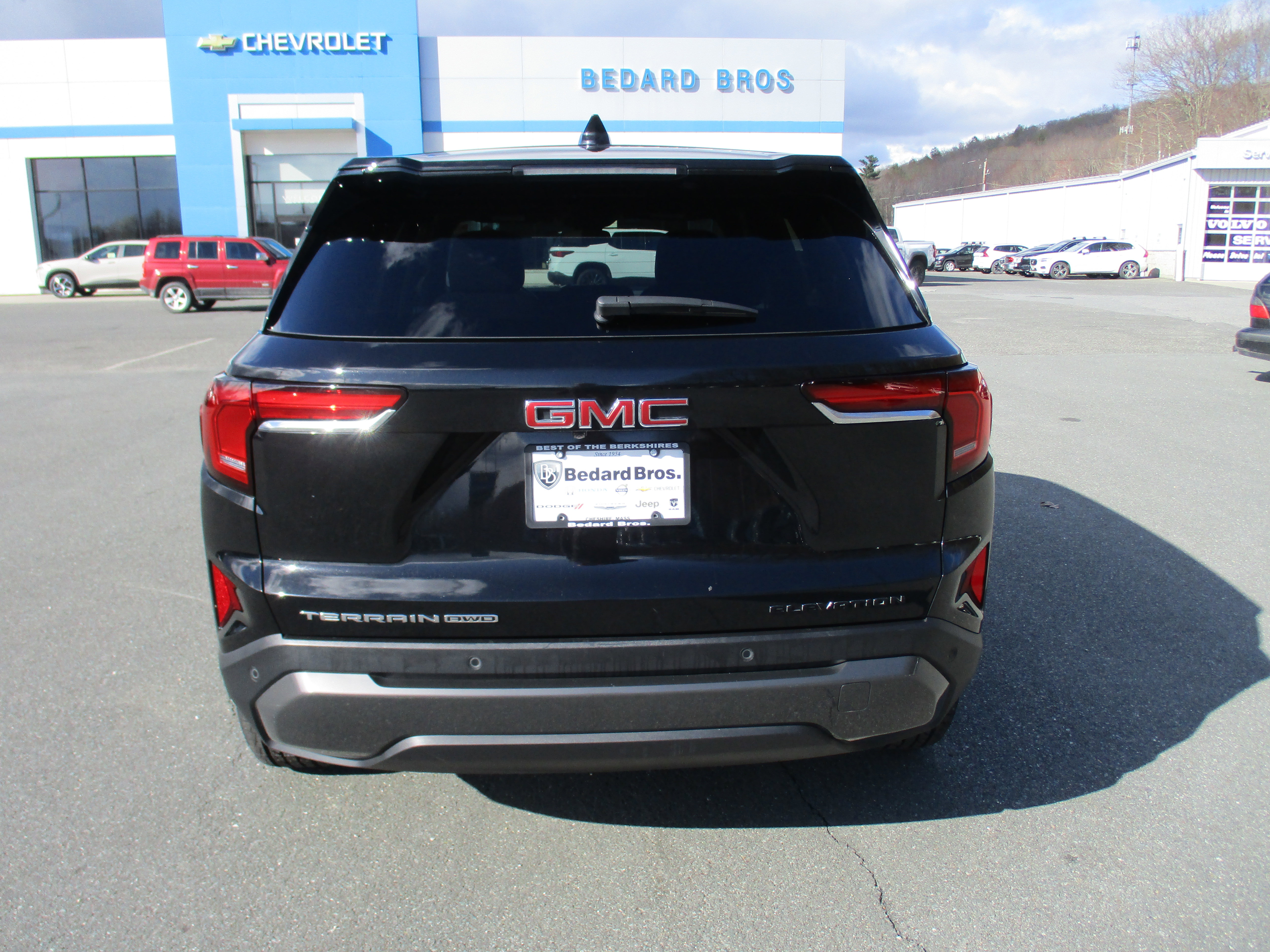 Certified 2025 GMC Terrain Elevation AWD/4WD image 6