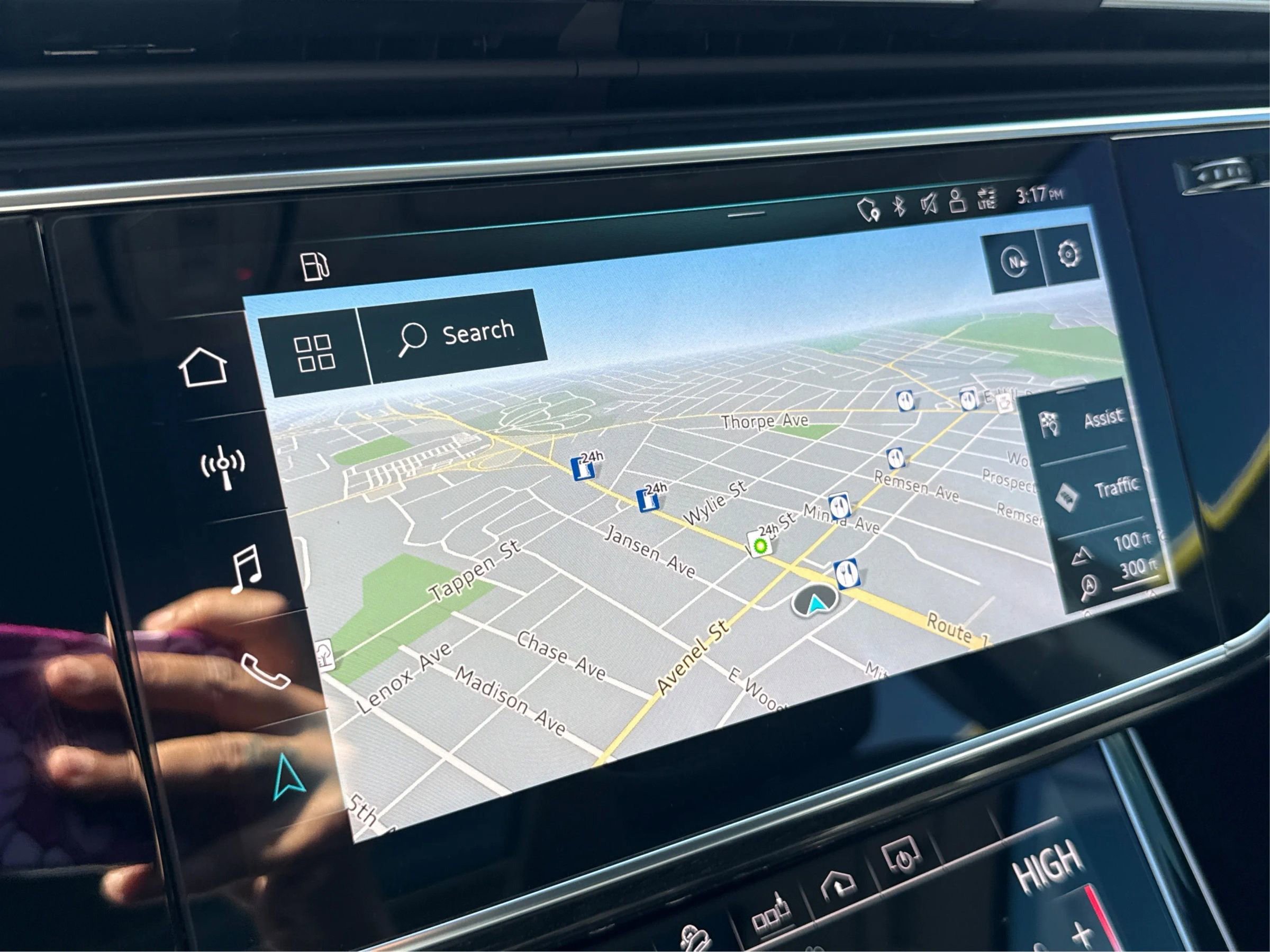 Used 2020 Audi Q7 3.0T Premium Plus image 33