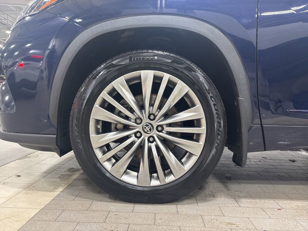 Used 2022 Toyota Highlander Platinum image 31
