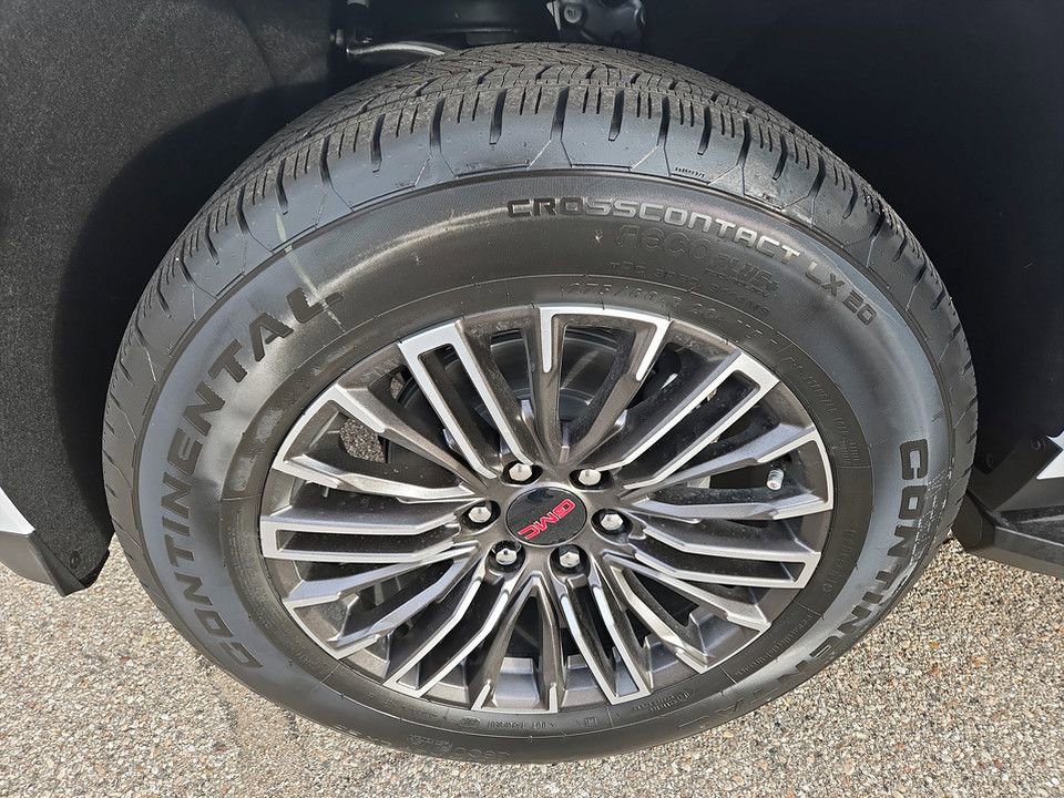 New 2026 GMC Yukon XL Elevation image 37