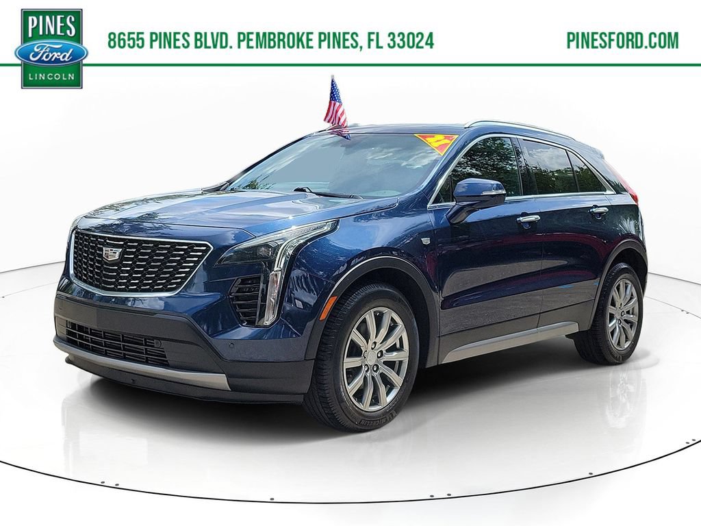 Used 2021 Cadillac XT4 Premium Luxury FWD image 1