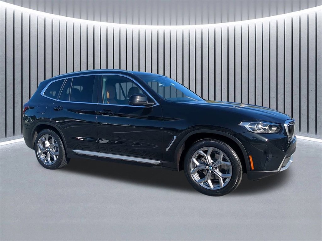 Certified 2023 BMW X3 sDrive30i w/ Premium Package image 3