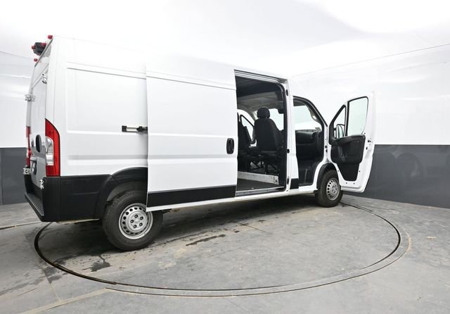 Used 2025 RAM ProMaster 2500 w/ Convenience Group image 45