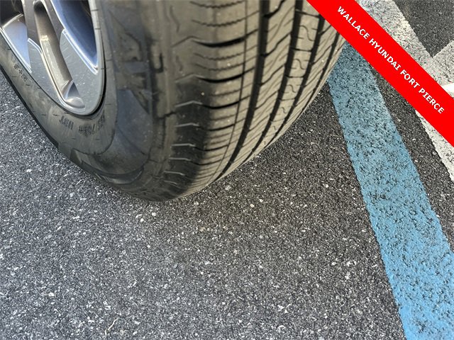 Used 2018 Jeep Wrangler Unlimited Sahara image 11